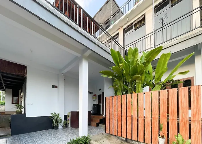 Tiny House Gianyar Redpartner パヤンガン